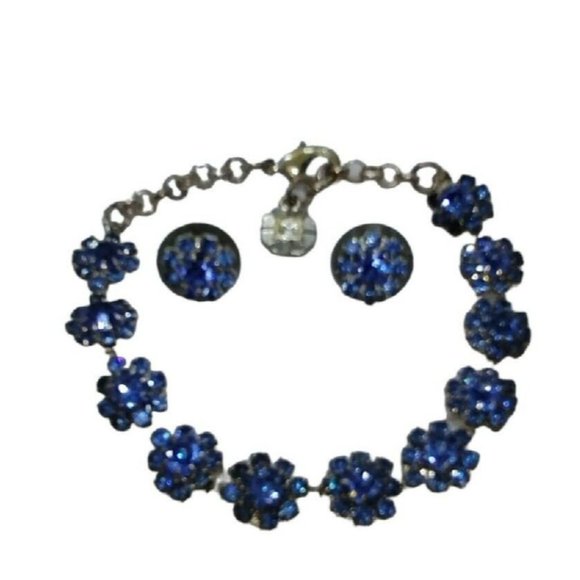 Vintage Monet Blue Rhinestone Bracelet and Earring 3 pc Set Silver Tone Signed - Picture 2 of 8